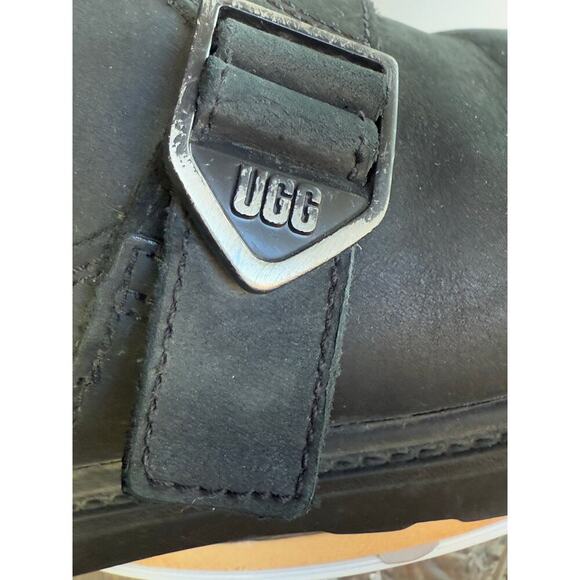 UGG Women's Ashton Short Boot Size 3 Black - Picture 2 of 9